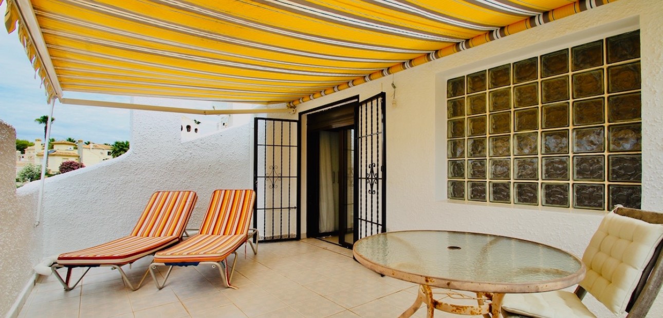 Herverkoop - Adosado -
Orihuela Costa - Cabo Roig