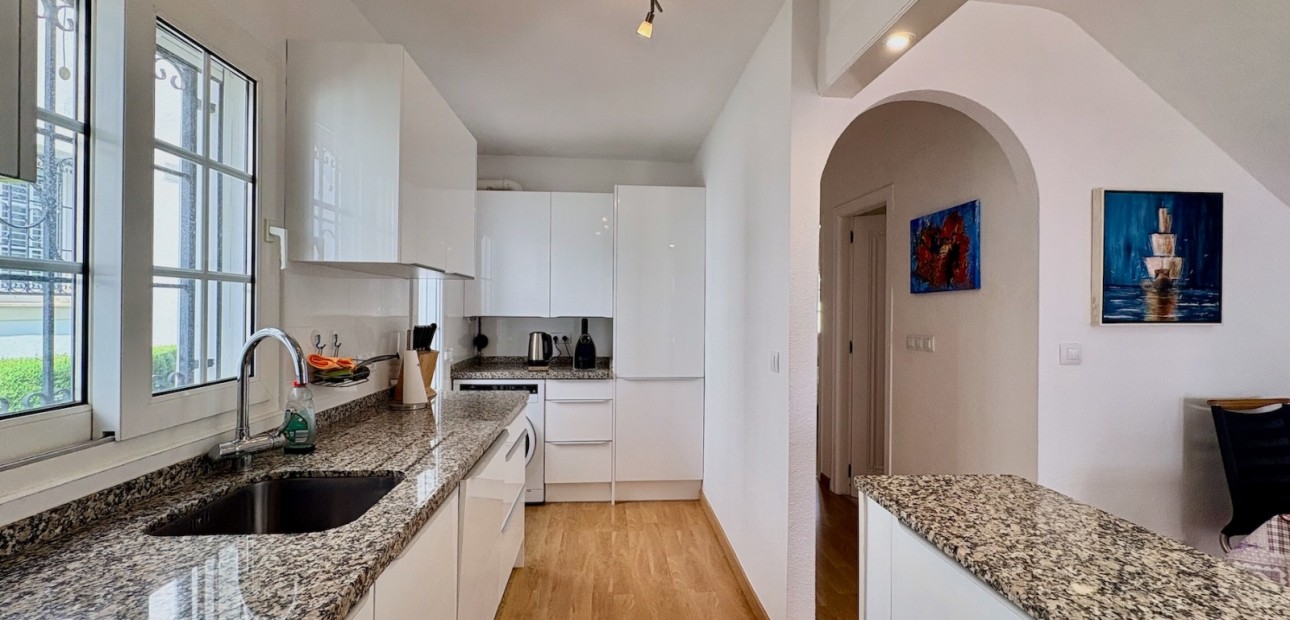 Herverkoop - Single Family Home -
Orihuela - Villamartin