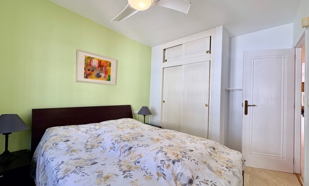 Herverkoop - Single Family Home -
Orihuela - Villamartin