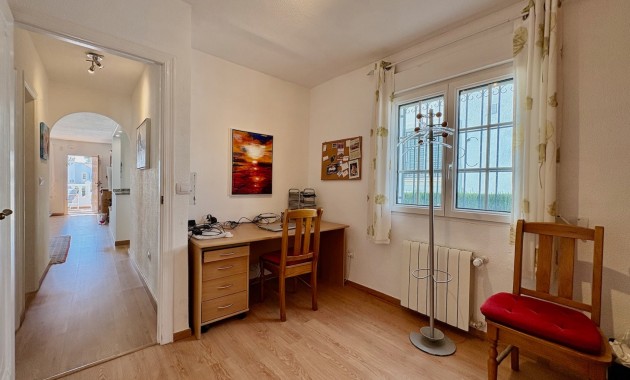 Herverkoop - Single Family Home -
Orihuela - Villamartin