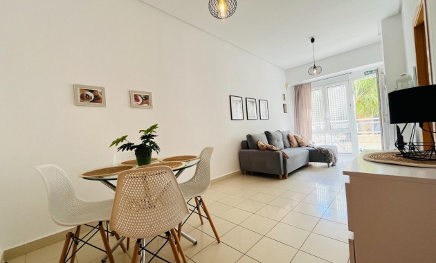 Herverkoop - Appartement / flat -
Orihuela Costa - Lomas de Cabo Roig