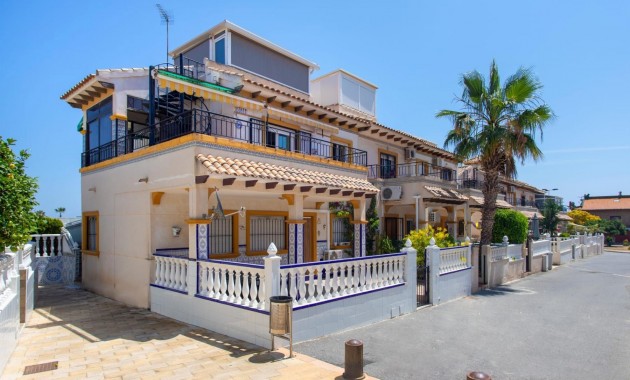 Herverkoop - Terraced house -
Orihuela Costa - Rocio del Mar