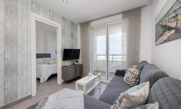 Herverkoop - Appartement / flat -
Torrevieja - Centro