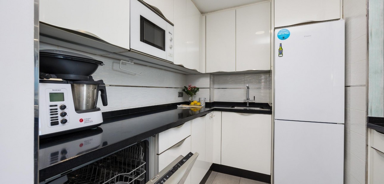 Herverkoop - Appartement / flat -
Torrevieja - Centro