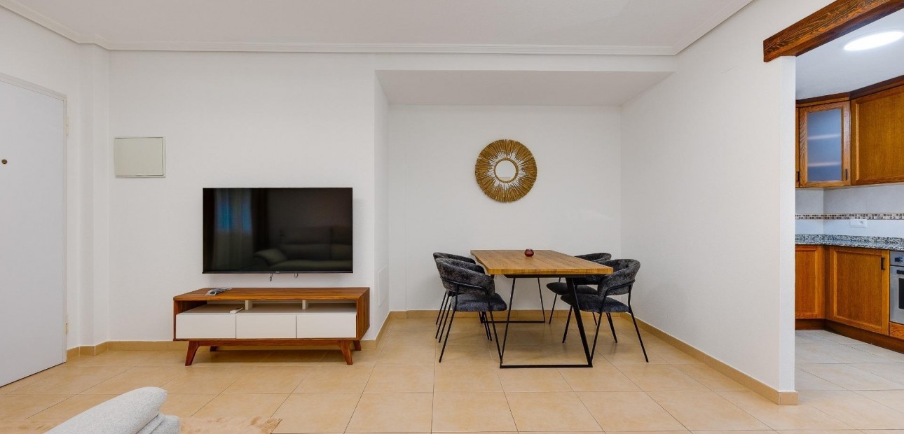 Herverkoop - Bungalow -
Torrevieja - Parque las naciones