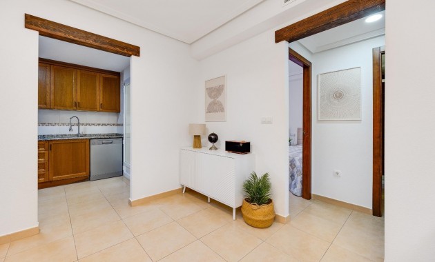 Herverkoop - Bungalow -
Torrevieja - Parque las naciones