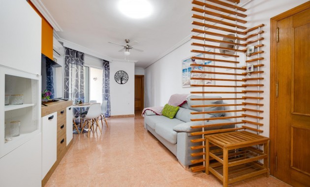 Herverkoop - Appartement / flat -
Torrevieja - Centro