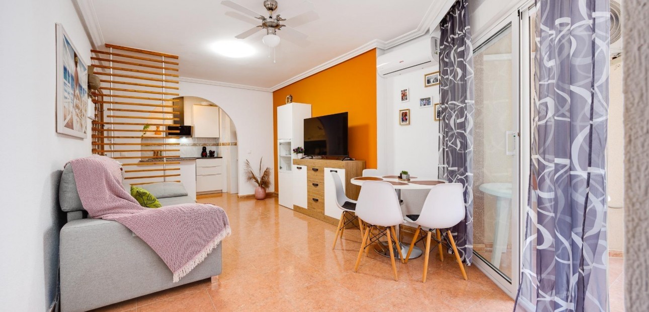 Herverkoop - Appartement / flat -
Torrevieja - Centro