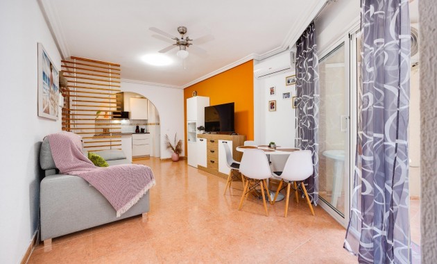 Herverkoop - Appartement / flat -
Torrevieja - Centro