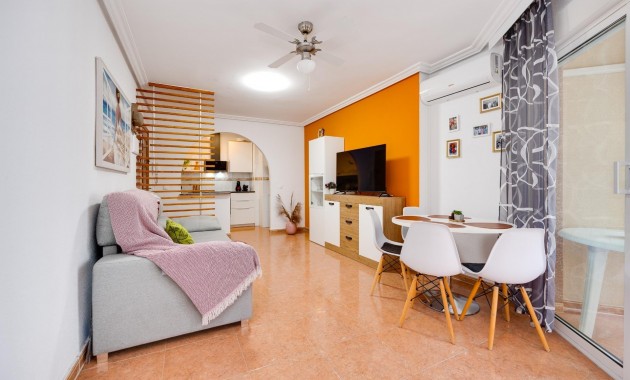 Herverkoop - Appartement / flat -
Torrevieja - Centro
