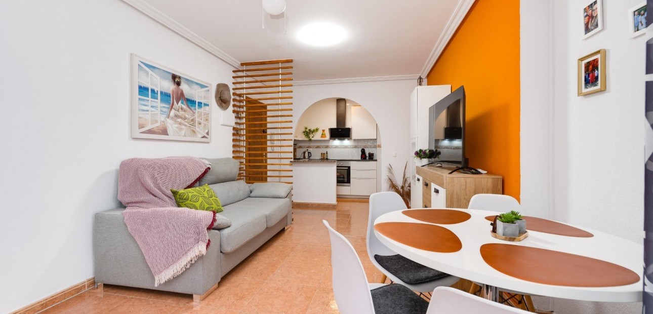 Herverkoop - Appartement / flat -
Torrevieja - Centro