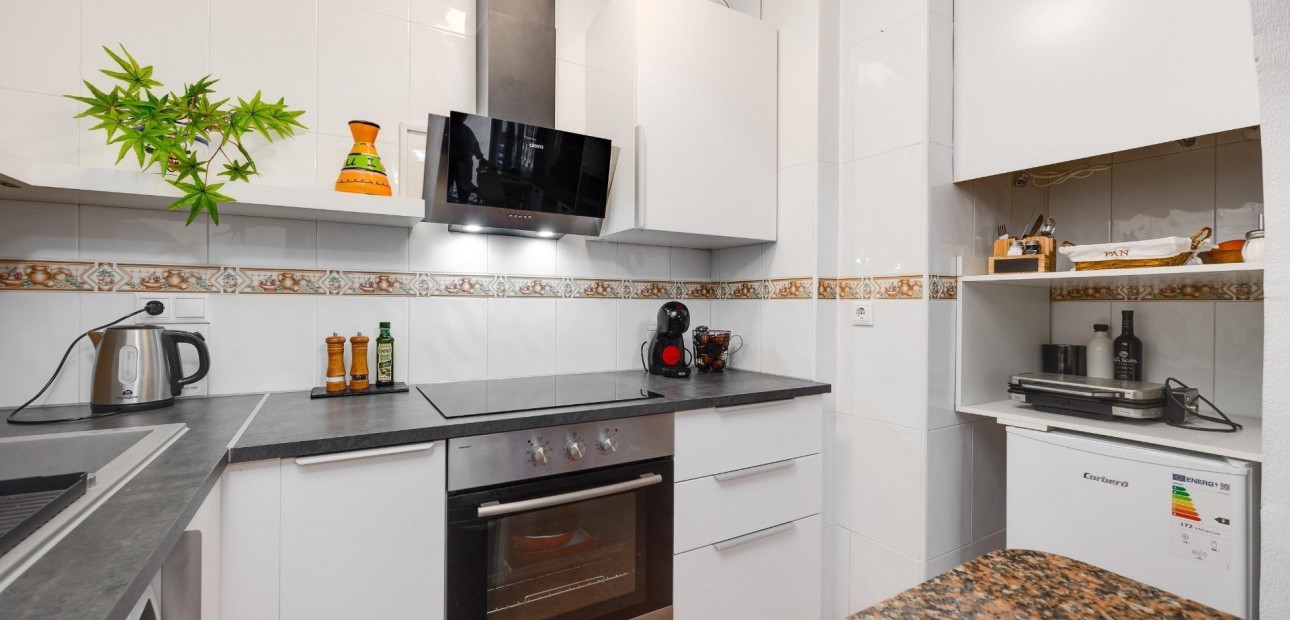 Herverkoop - Appartement / flat -
Torrevieja - Centro
