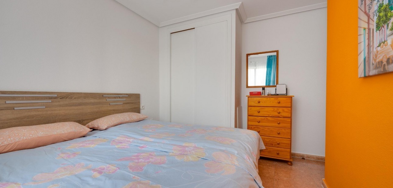 Herverkoop - Appartement / flat -
Torrevieja - Centro