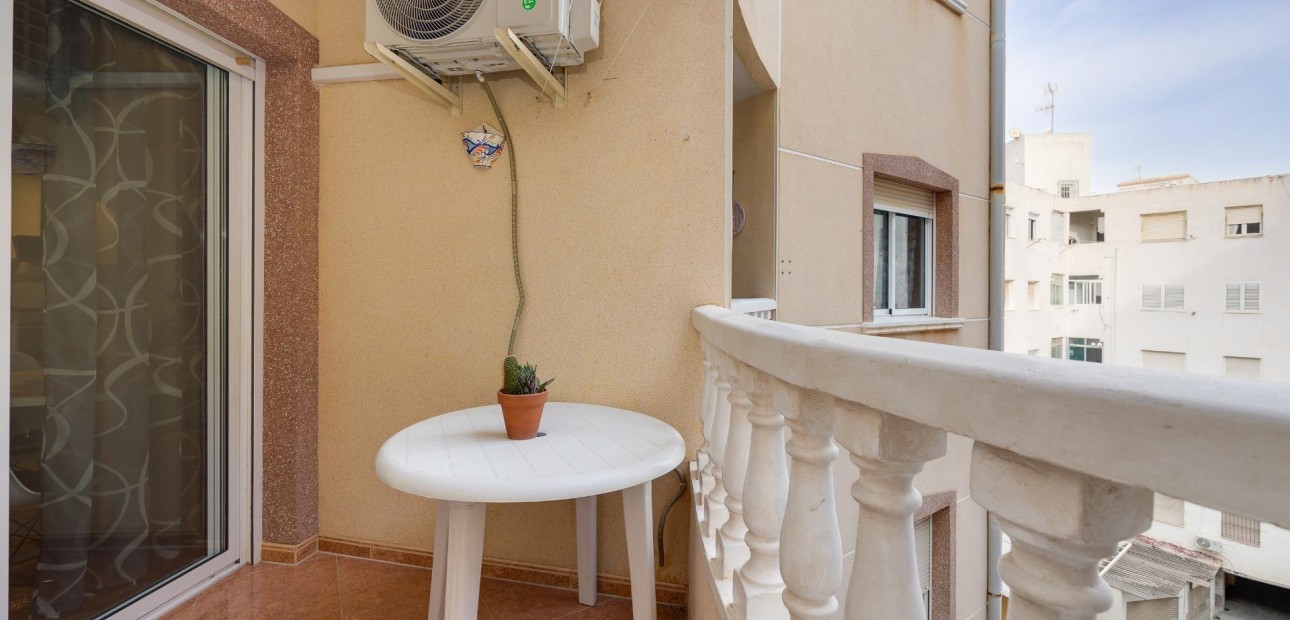 Herverkoop - Appartement / flat -
Torrevieja - Centro