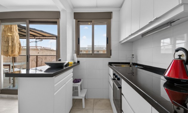 Herverkoop - Appartement / flat -
Guardamar - CENTRO