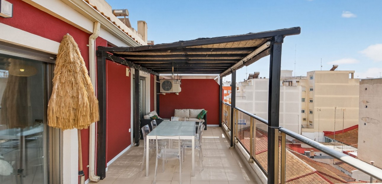 Herverkoop - Appartement / flat -
Guardamar - CENTRO