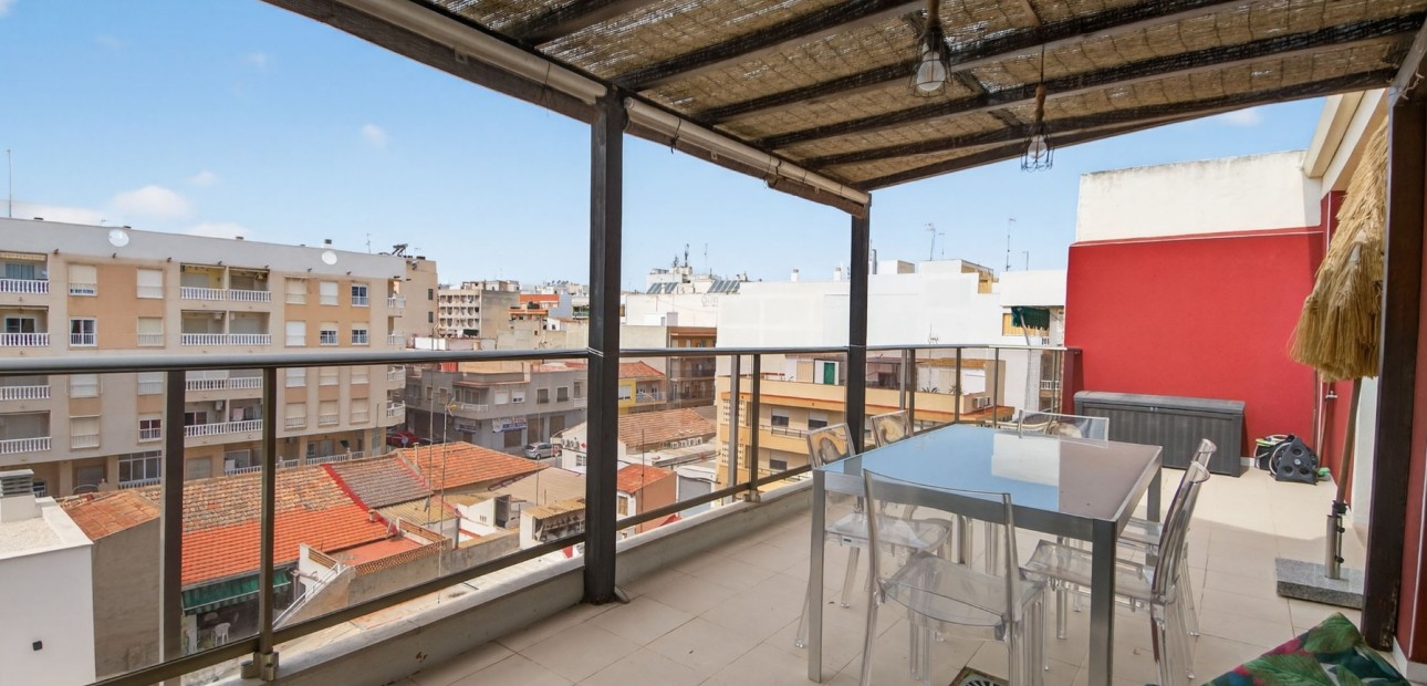 Herverkoop - Appartement / flat -
Guardamar - CENTRO