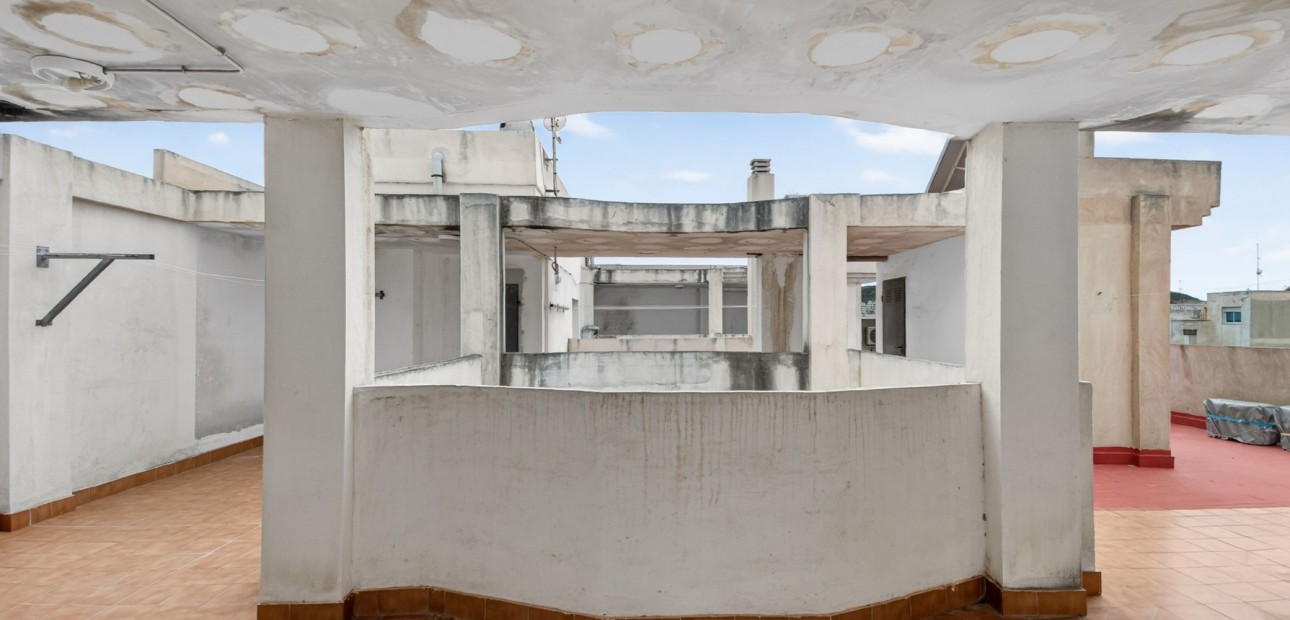 Herverkoop - Appartement / flat -
Guardamar - CENTRO