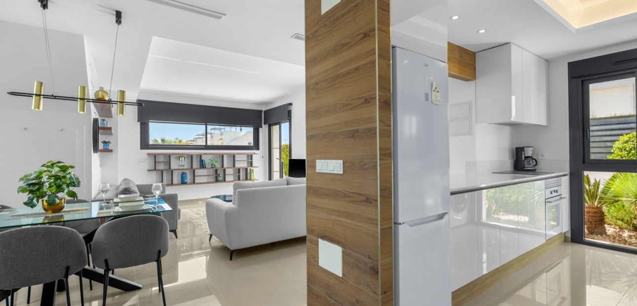 Herverkoop - Detached Villa -
Ciudad Quesada - Doña Pepa