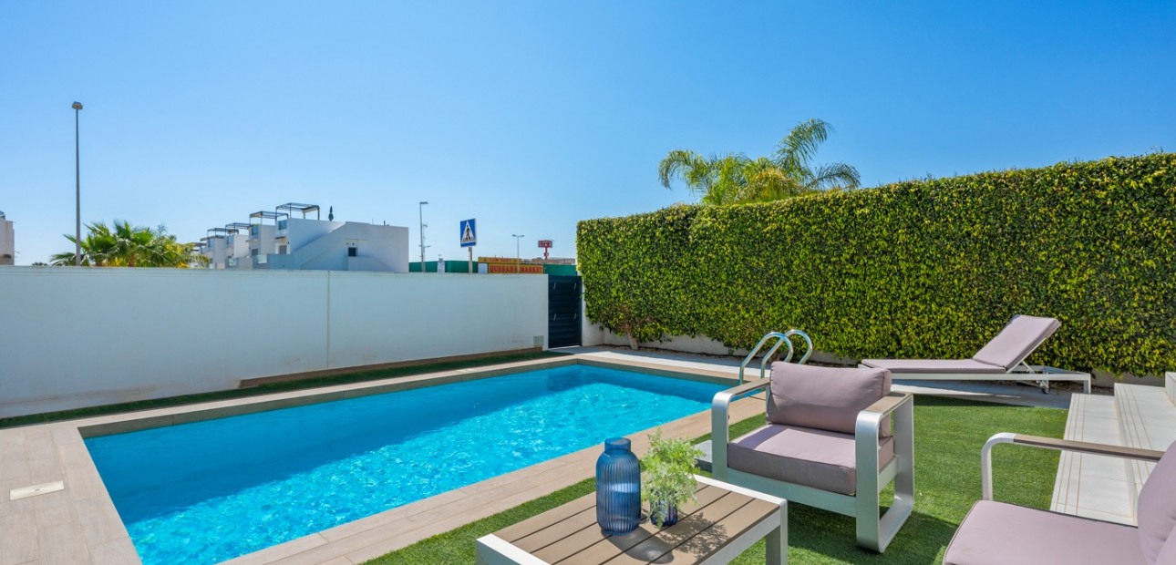 Herverkoop - Detached Villa -
Ciudad Quesada - Doña Pepa