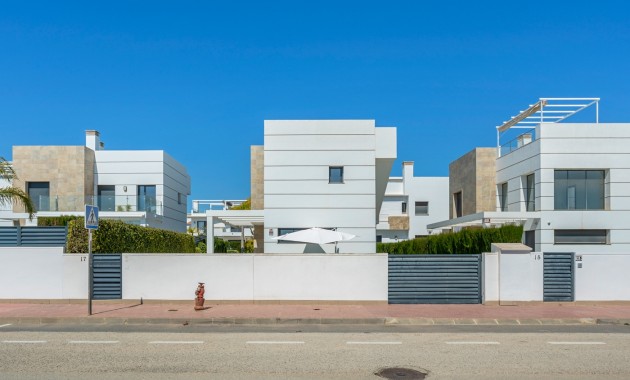 Herverkoop - Detached Villa -
Ciudad Quesada - Doña Pepa