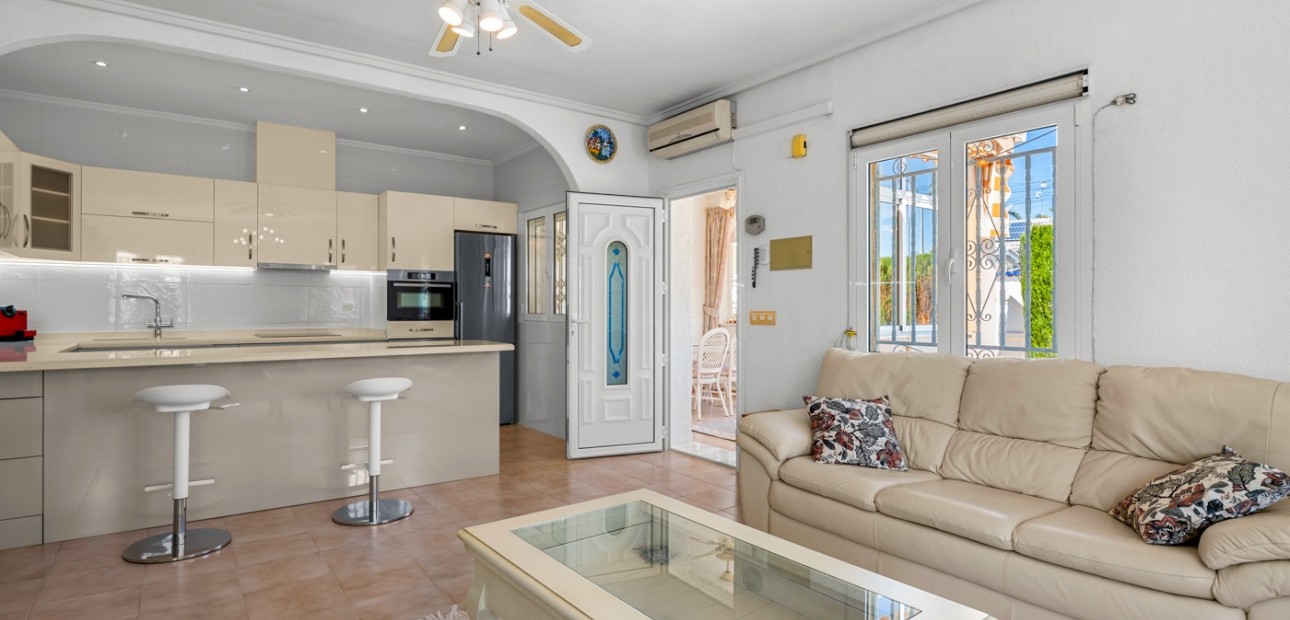 Herverkoop - Detached Villa -
Ciudad Quesada - Ciudad Quesada - Town