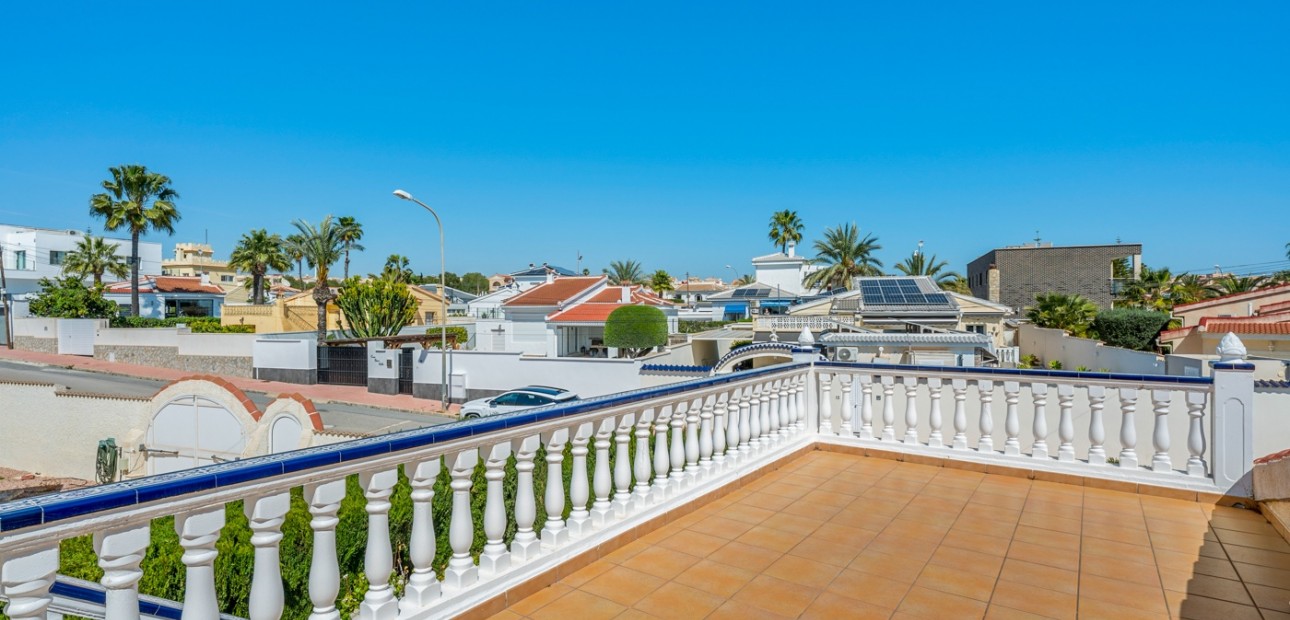 Herverkoop - Detached Villa -
Ciudad Quesada - Ciudad Quesada - Town