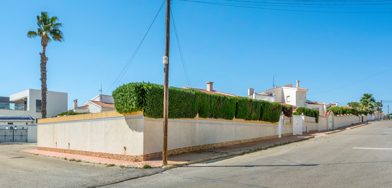 Herverkoop - Detached Villa -
Ciudad Quesada - Ciudad Quesada - Town