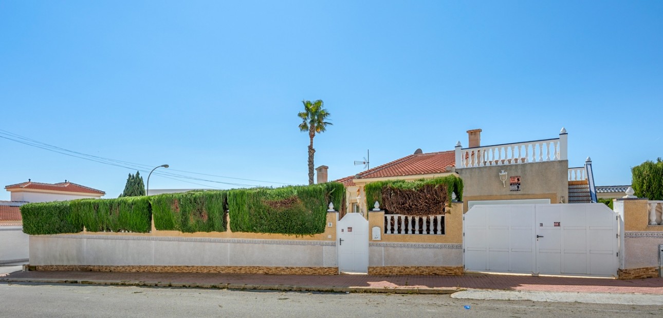 Herverkoop - Detached Villa -
Ciudad Quesada - Ciudad Quesada - Town