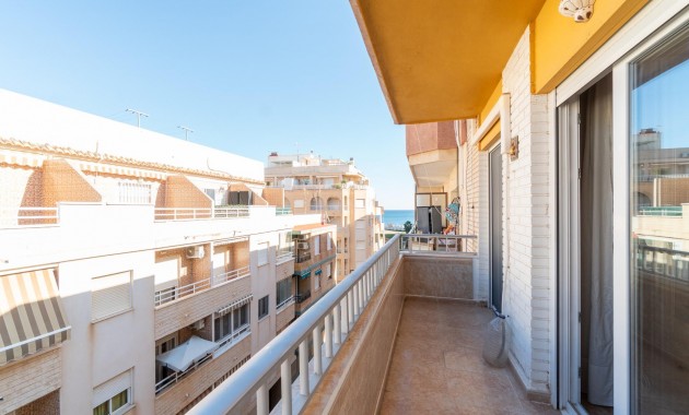 Herverkoop - Penthouse -
Torrevieja - Playa del cura