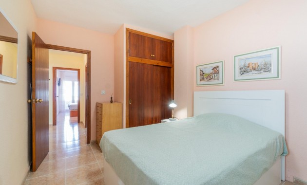 Herverkoop - Penthouse -
Torrevieja - Playa del cura