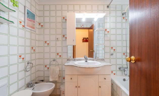 Herverkoop - Penthouse -
Torrevieja - Playa del cura