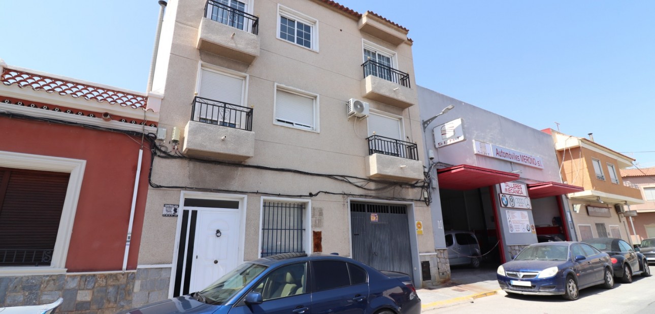 Sale - Apartment / flat -
Dolores - Dolores - Town