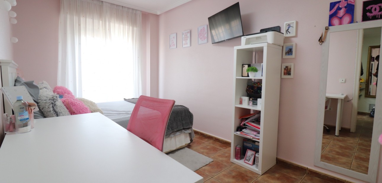 Sale - Apartment / flat -
Dolores - Dolores - Town