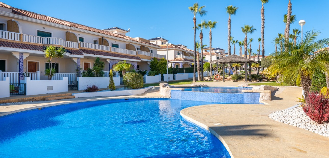 Sale - Apartment / flat -
Ciudad Quesada - Ciudad Quesada - Rojales