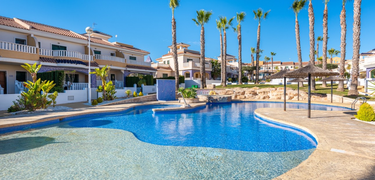 Sale - Apartment / flat -
Ciudad Quesada - Ciudad Quesada - Rojales