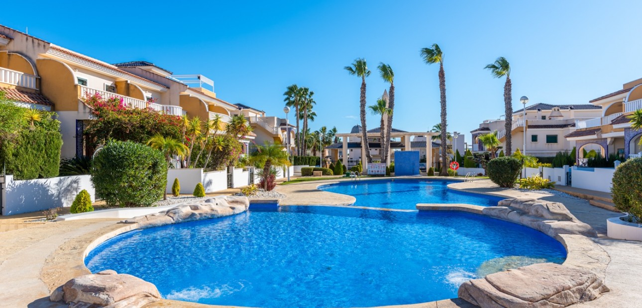 Sale - Apartment / flat -
Ciudad Quesada - Ciudad Quesada - Rojales