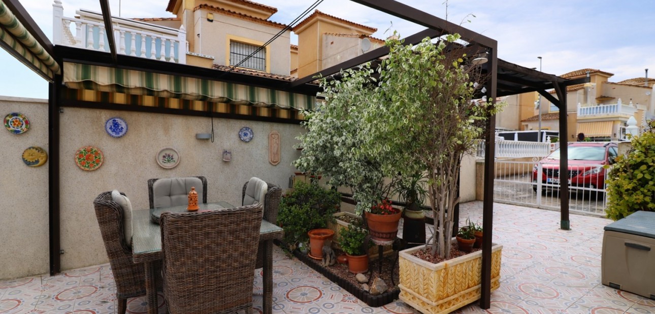 Sale - Semi Detached Villa -
Algorfa - Montebello