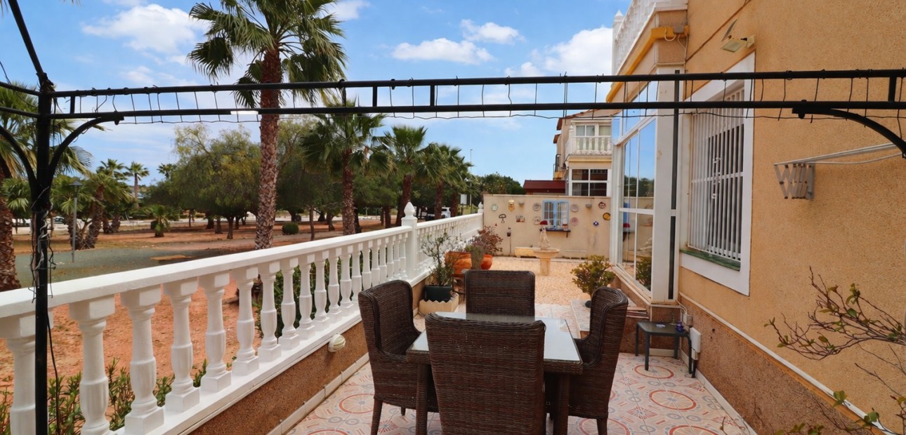 Sale - Semi Detached Villa -
Algorfa - Montebello
