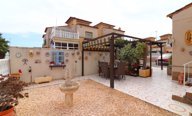 Sale - Semi Detached Villa -
Algorfa - Montebello