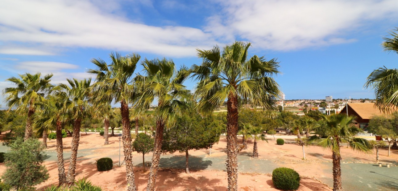 Sale - Semi Detached Villa -
Algorfa - Montebello