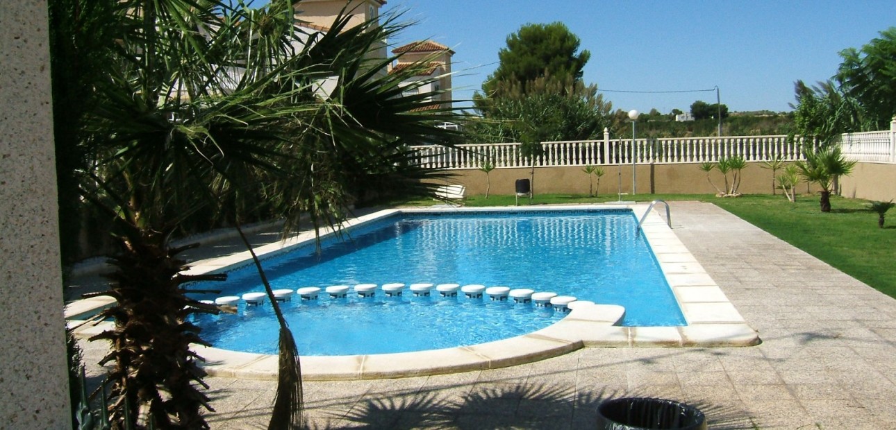 Sale - Semi Detached Villa -
Algorfa - Montebello