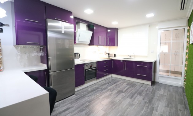 Sale - Townhouse -
Redovan - Redovan - Town