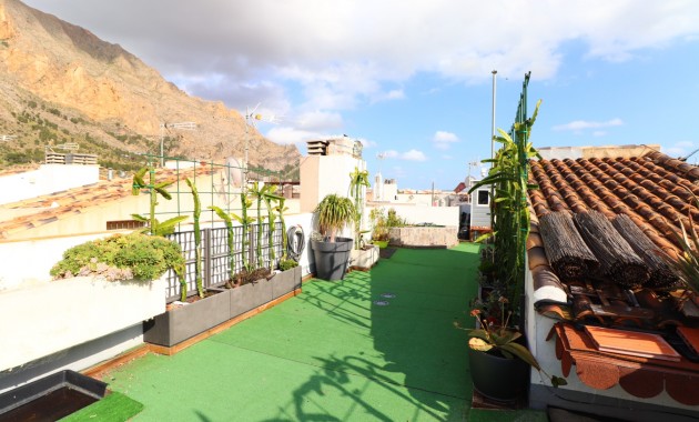 Sale - Townhouse -
Redovan - Redovan - Town