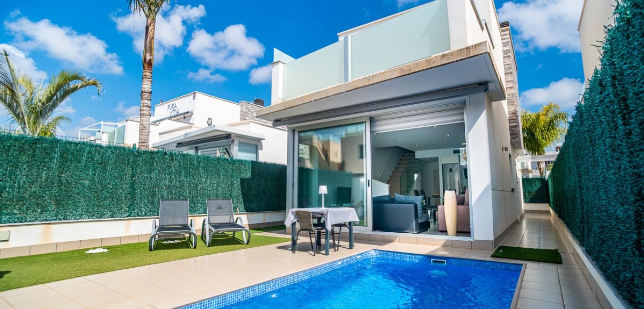 Sale - Villa -
San Pedro del Pinatar - Lo Pagan