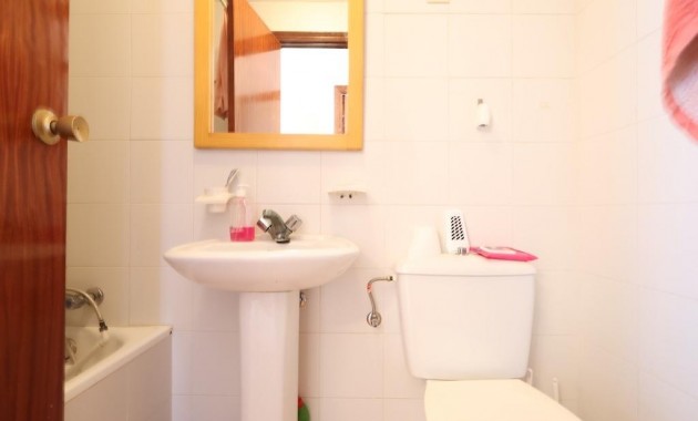Sale - Apartment / flat -
Torrevieja - La Mata pueblo