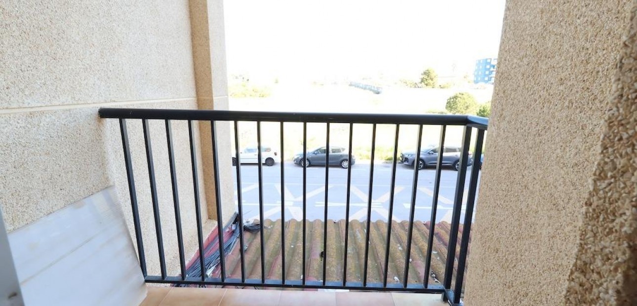 Sale - Apartment / flat -
Torrevieja - La Mata pueblo