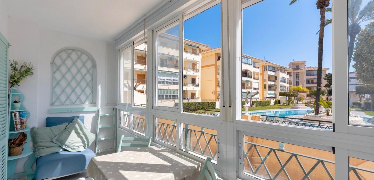 Herverkoop - Studio -
Torrevieja - Los Europeos