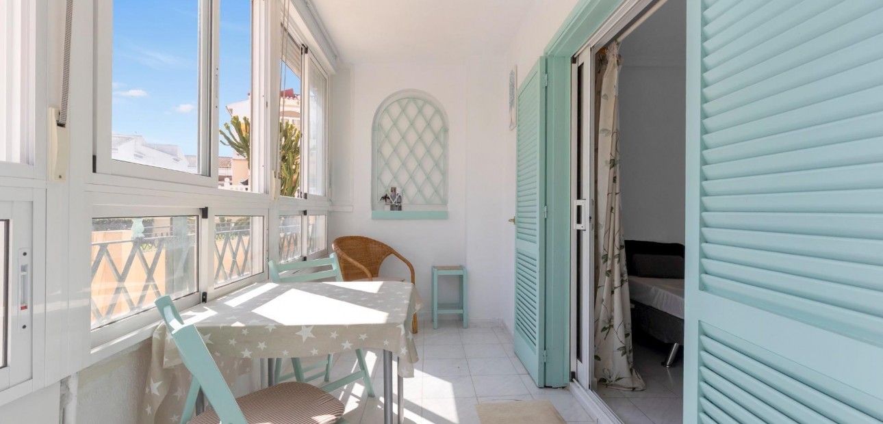 Herverkoop - Studio -
Torrevieja - Los Europeos