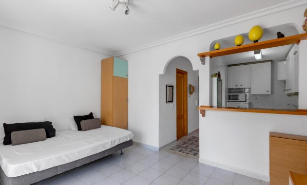 Herverkoop - Studio -
Torrevieja - Los Europeos